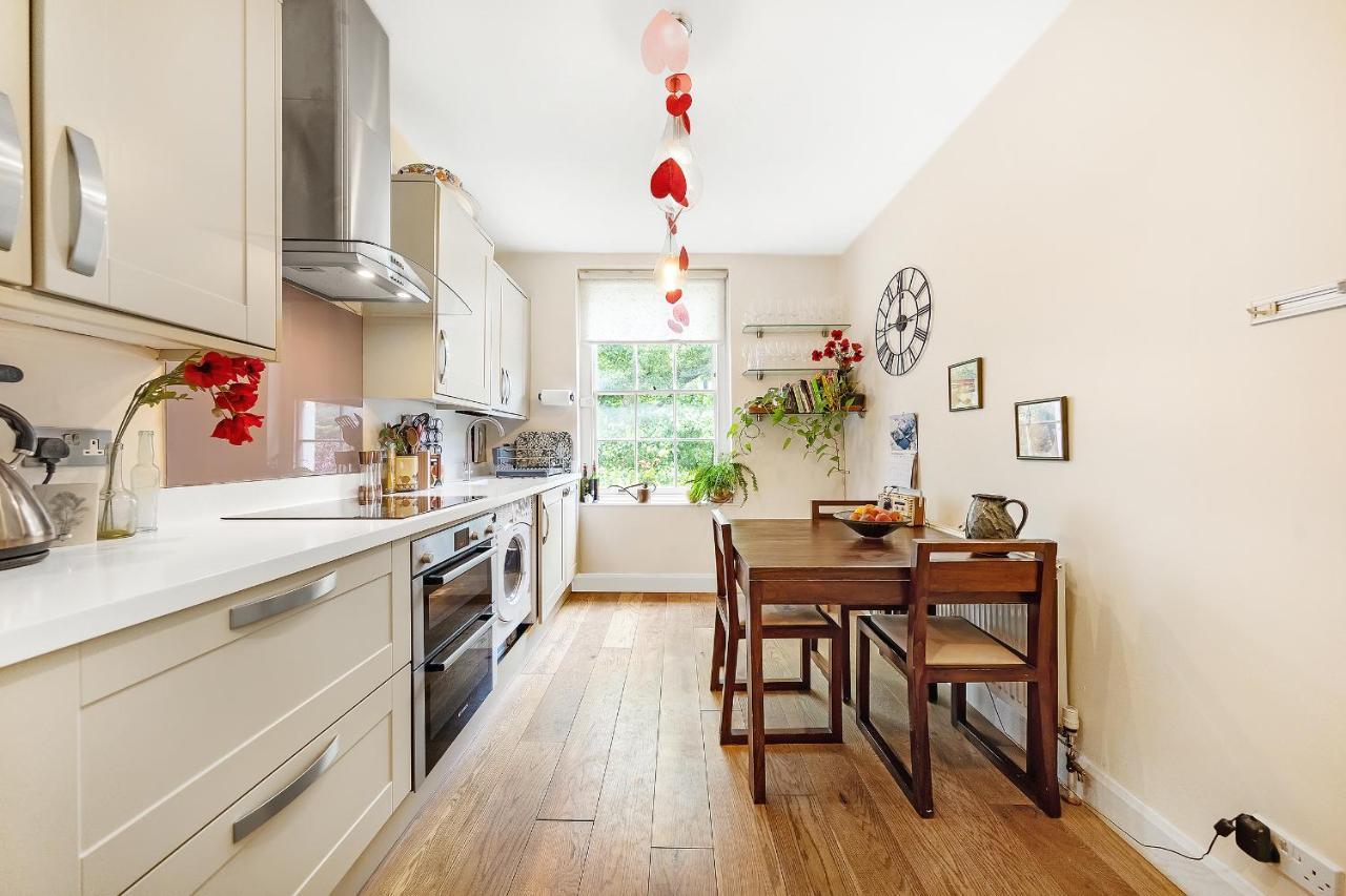 Veeve - Cosy In The Heart Of Angel Appartement Londen Buitenkant foto